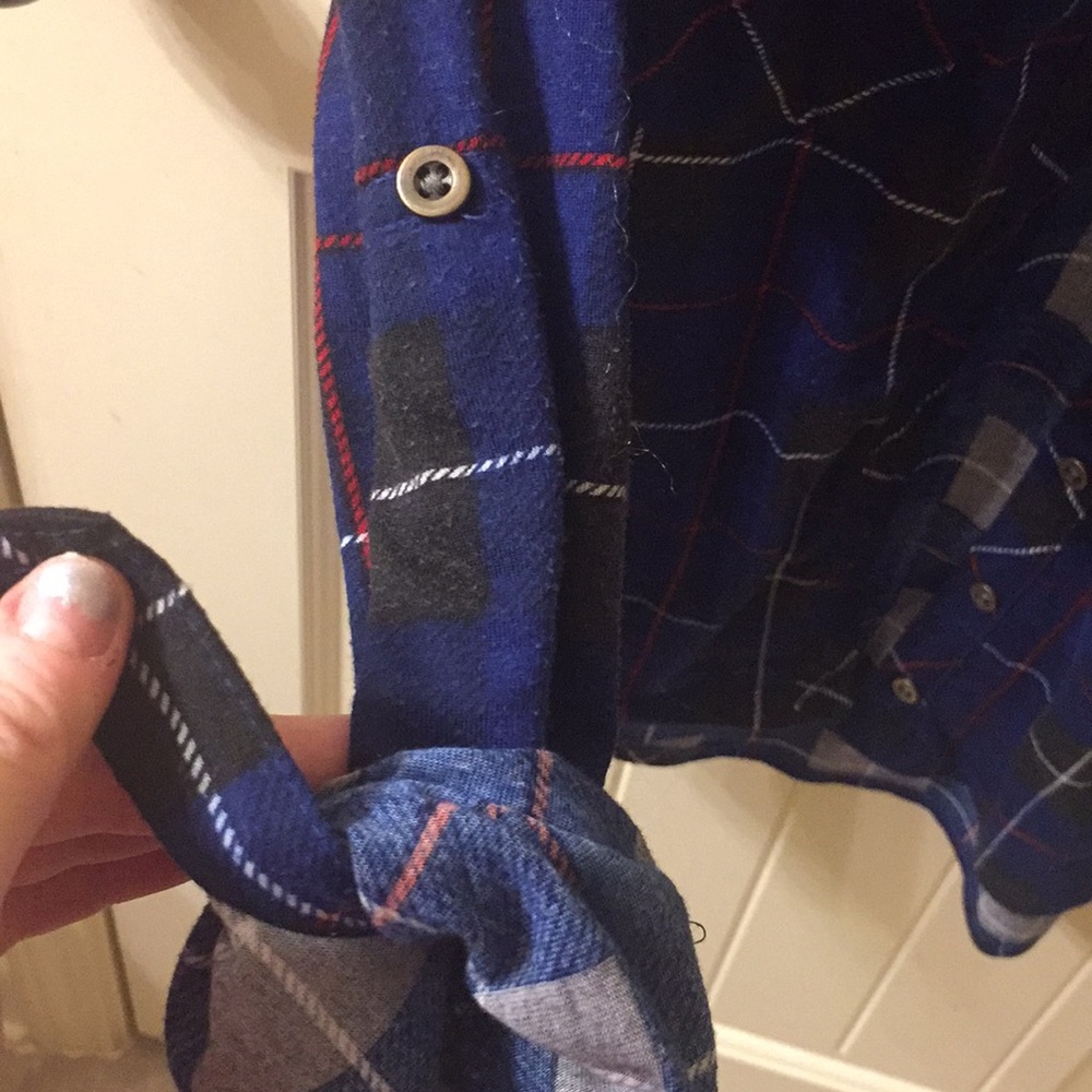 Flannel - Picture 4 of 5